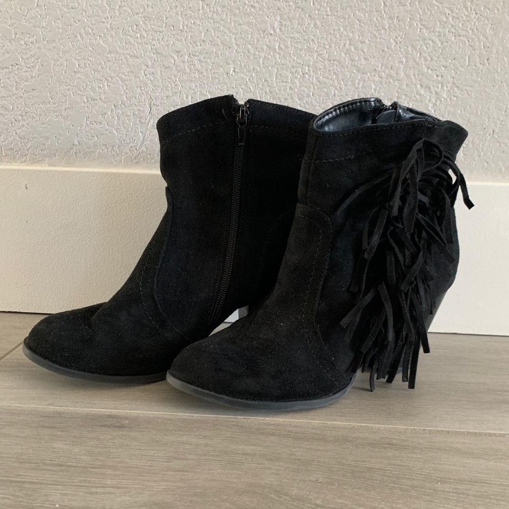 Black Fringe boots